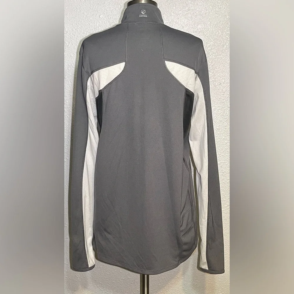 The North face men’s flight series Gray Long-Sleeve Athletic Top size large